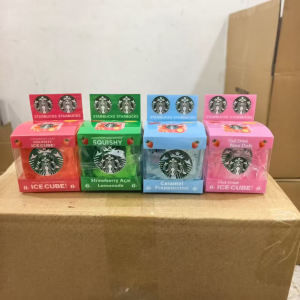 starbuck cube       (red, green,blue,pink)